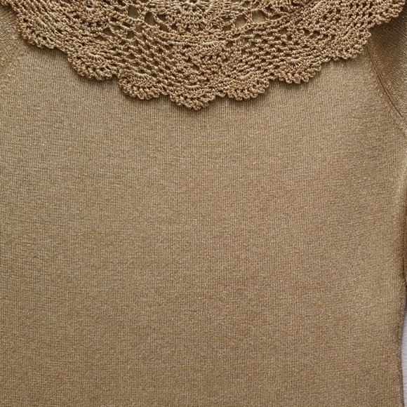 Joseph A size M VGUC sparkly gold top - Picture 4 of 4